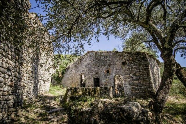 ghost towns of Barbazzano and Portesone