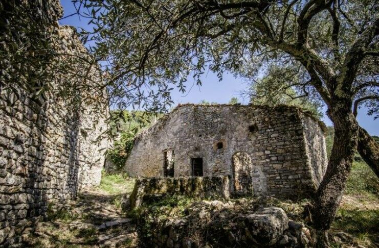 ghost towns of Barbazzano and Portesone